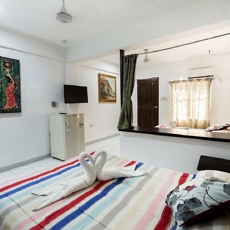 Deparis Beach Resort Balabag  Ngoại thất bức ảnh