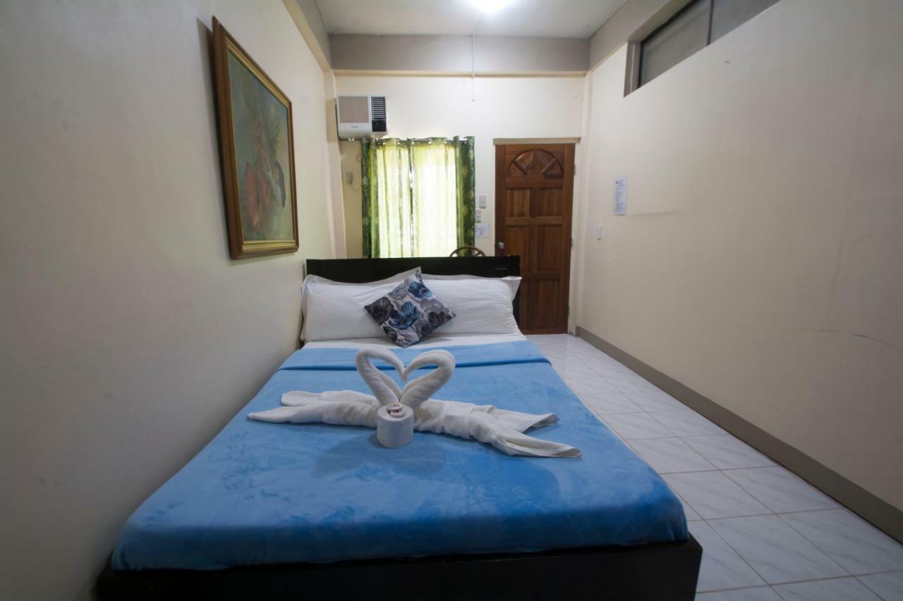 Deparis Beach Resort Balabag  Ngoại thất bức ảnh