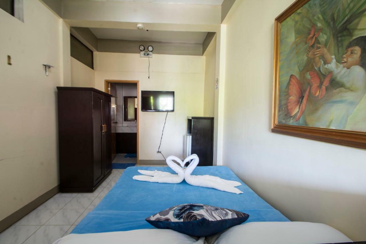Deparis Beach Resort Balabag  Ngoại thất bức ảnh