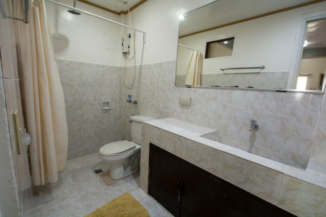 Deparis Beach Resort Balabag  Ngoại thất bức ảnh