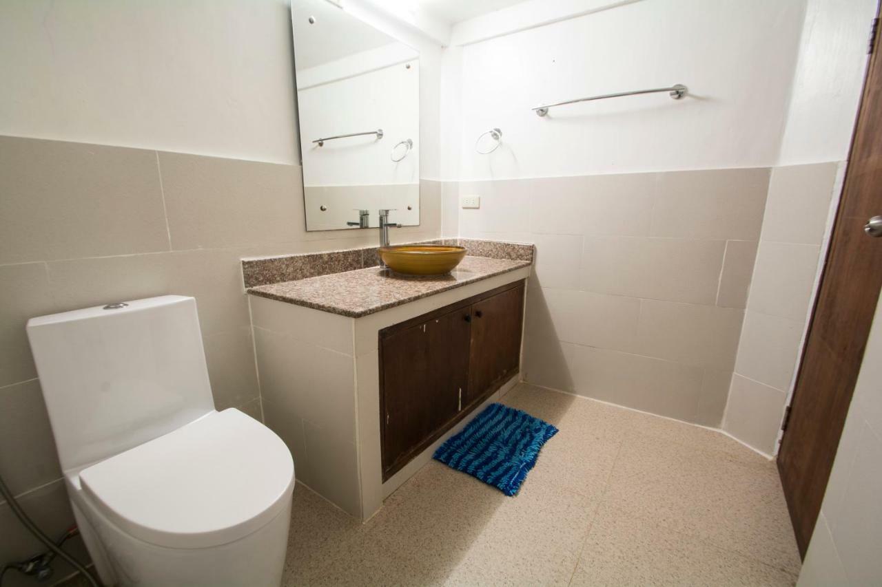Deparis Beach Resort Balabag  Ngoại thất bức ảnh