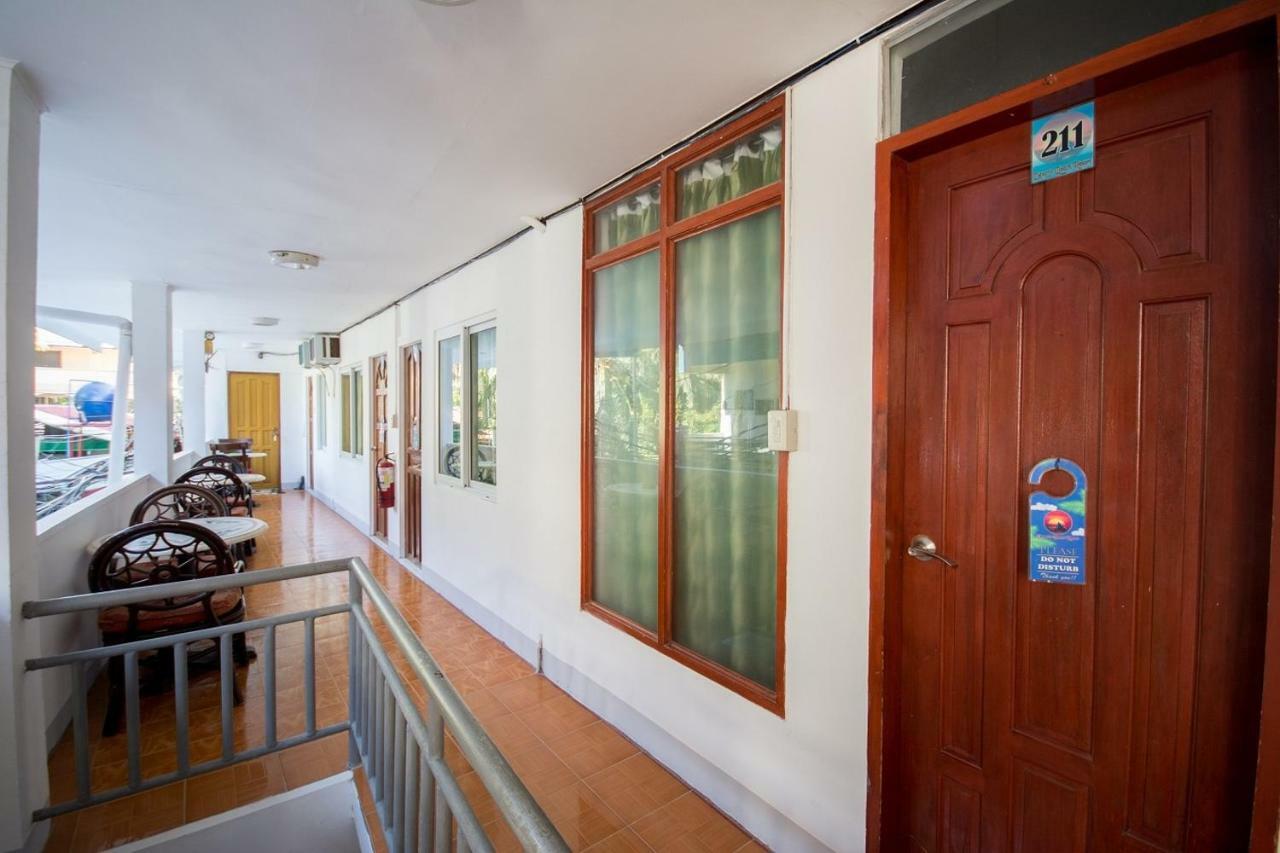 Deparis Beach Resort Balabag  Ngoại thất bức ảnh